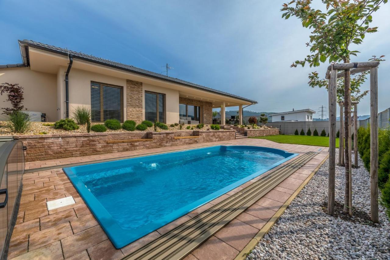 Luxury Spa Villa Králŭv Dvŭr Kültér fotó