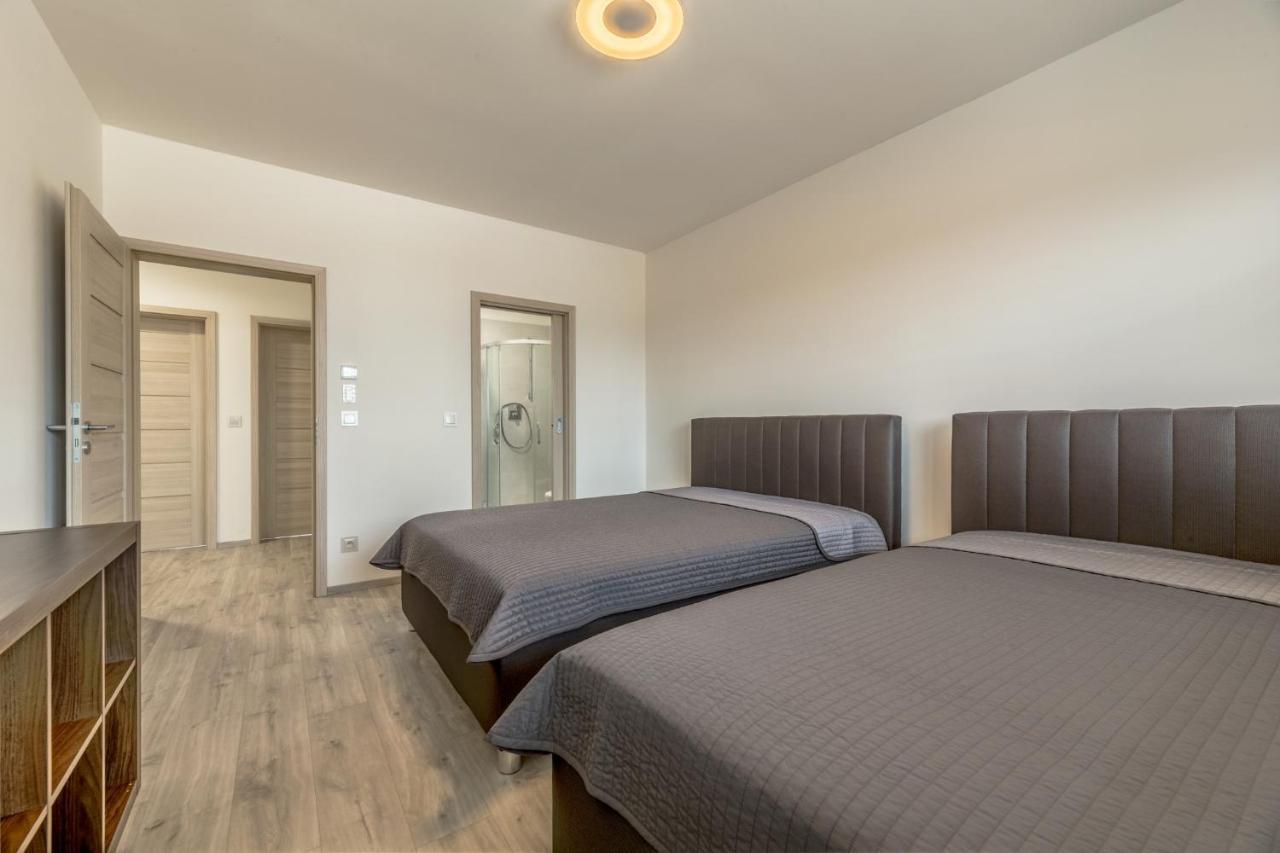 Luxury Spa Villa Králŭv Dvŭr Kültér fotó