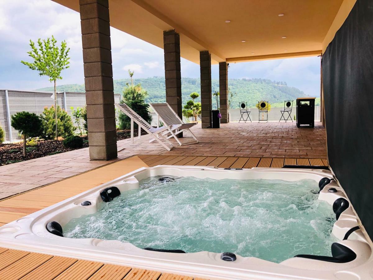 Luxury Spa Villa Králŭv Dvŭr Kültér fotó